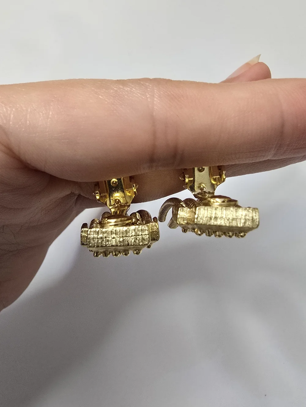 Vintage Park Lane  Statement Gold Plated Dangle, Clip-on